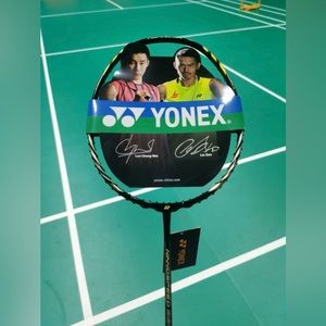 YONEX nona speed 9900Lt badminton racket